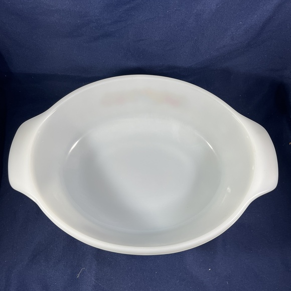 Anchor Hocking Fire King Nature's Bounty 1.5 Qt Oval Baking Dish Vintage Fruit - Picture 3 of 5